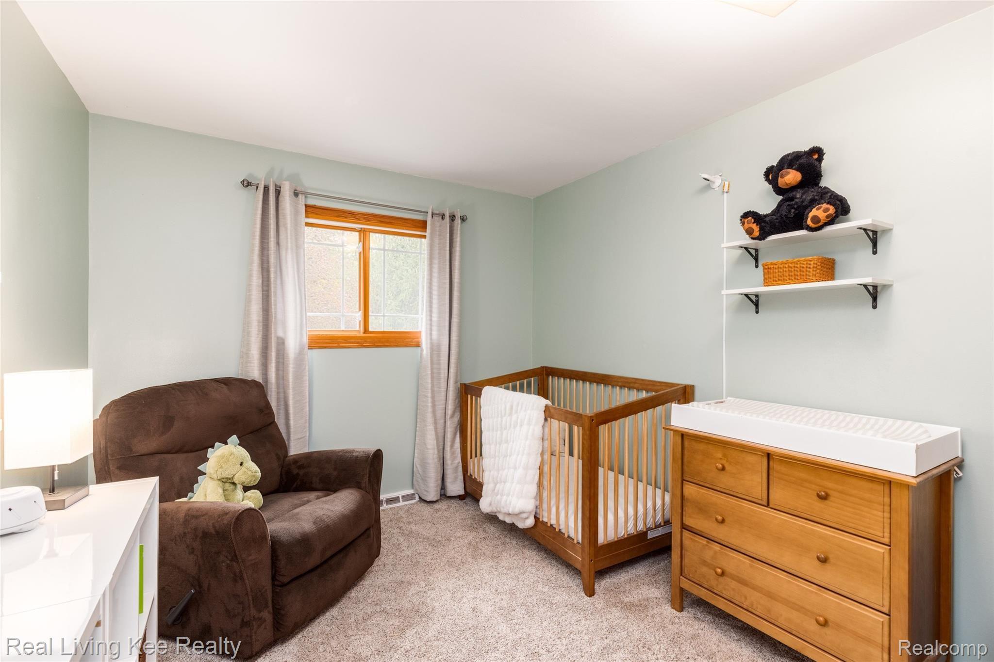 2448 Cole Road Lake Orion, MI 48362 - Photo 16 of 28 2448 Cole Rd-13.jpg