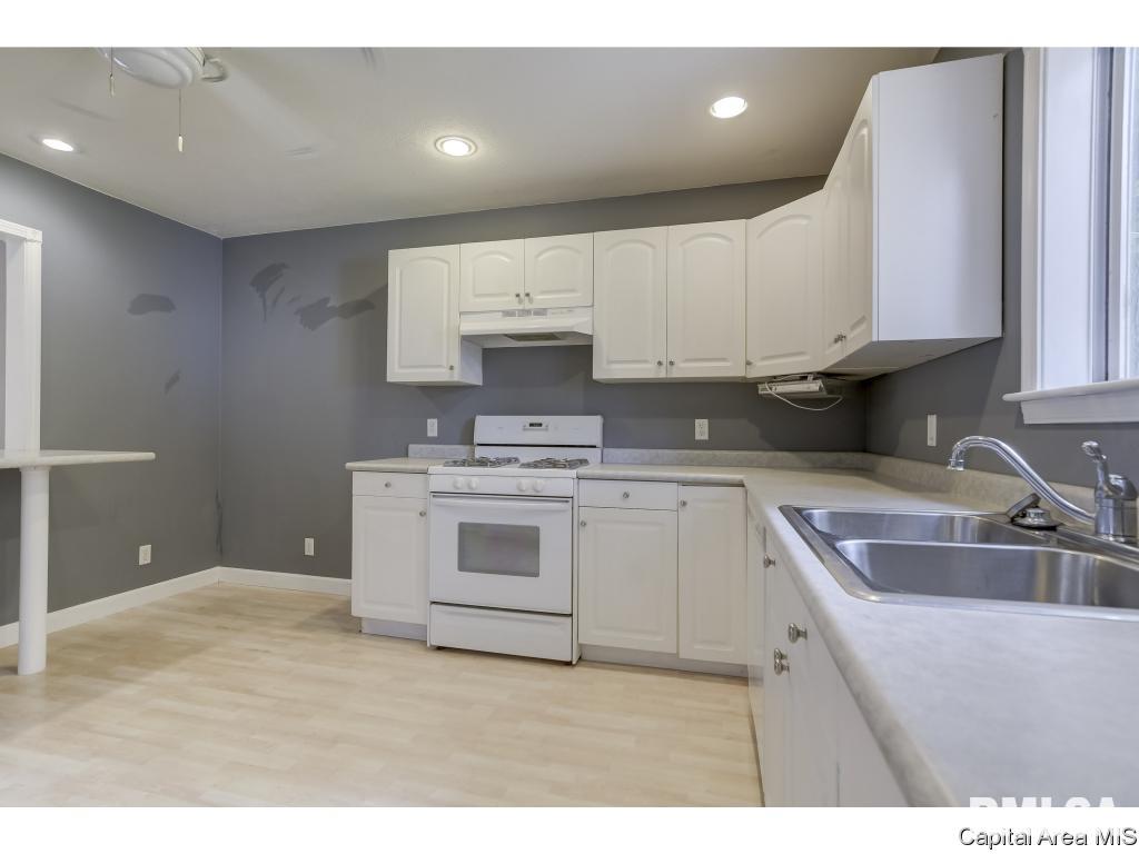 505 West Vine Street Springfield, IL 62704 - Photo 13 of 30 Gallery Image 13