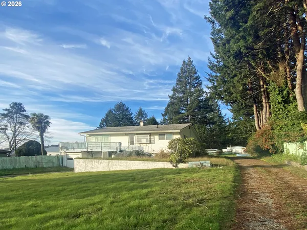 $470,000 | 97987 Court Street, Brookings, OR 97415