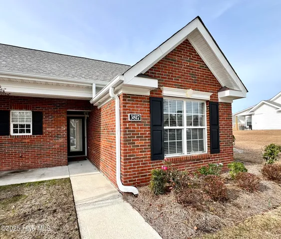 $1,550 | 3817 Merestone Drive, Wilmington, NC 28412