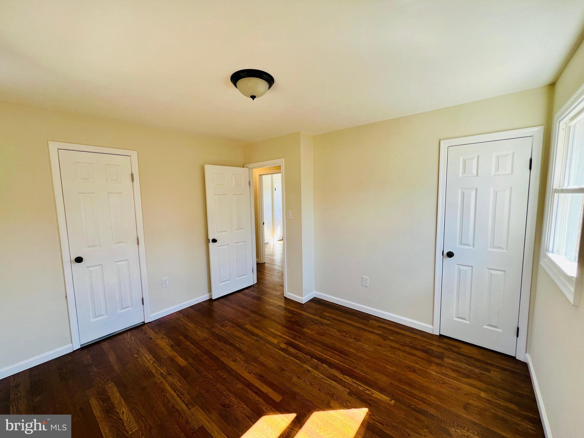 9826 Lomond Drive Manassas, VA 20109 - Photo 26 of 78 a view of a livingroom with wooden floor