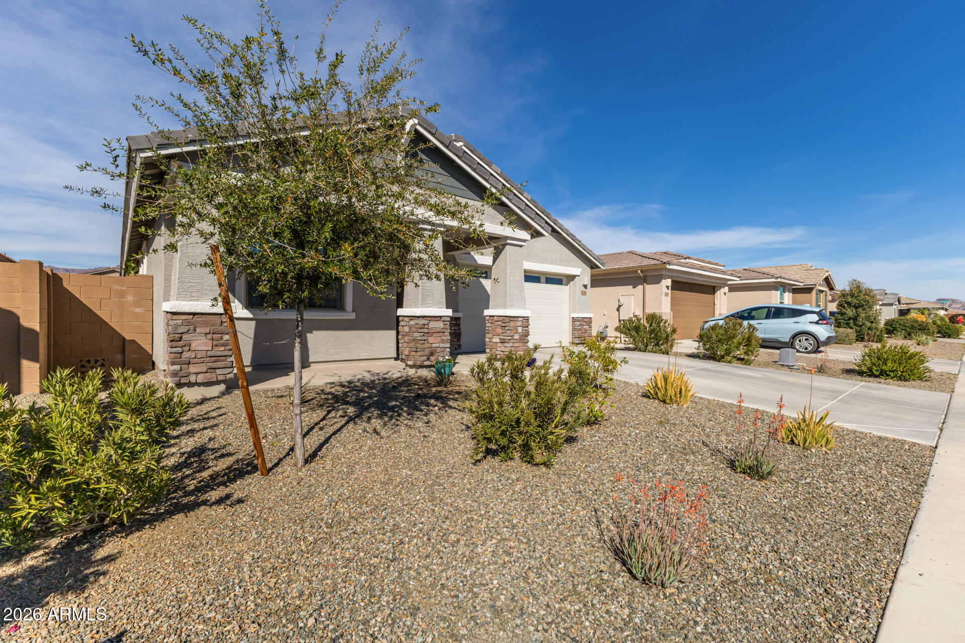 12560 East Ballentine Road Gold Canyon, AZ 85118 - Photo 2 of 35 a view of a house with a outdoor space