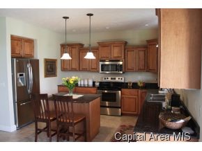 7405 Preston Drive Springfield, IL 62711 - Photo 2 of 13 Gallery Image 2