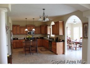 7405 Preston Drive Springfield, IL 62711 - Photo 3 of 13 Gallery Image 3