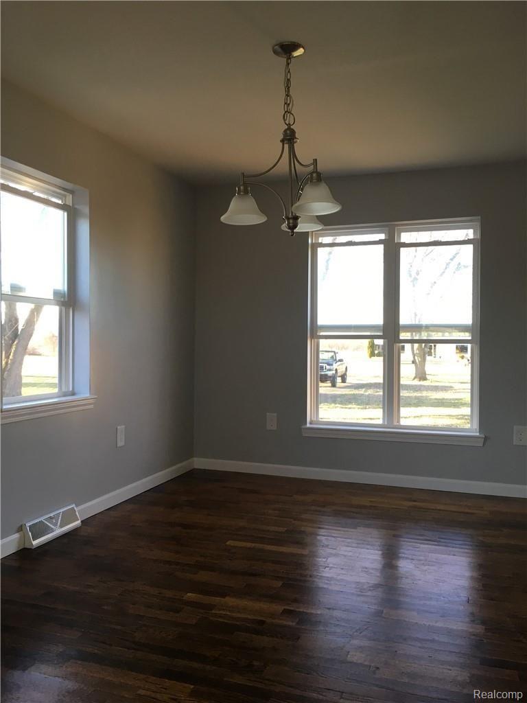 8144 Lansing Road Durand, MI 48429 - Photo 13 of 27 dining room.jpg