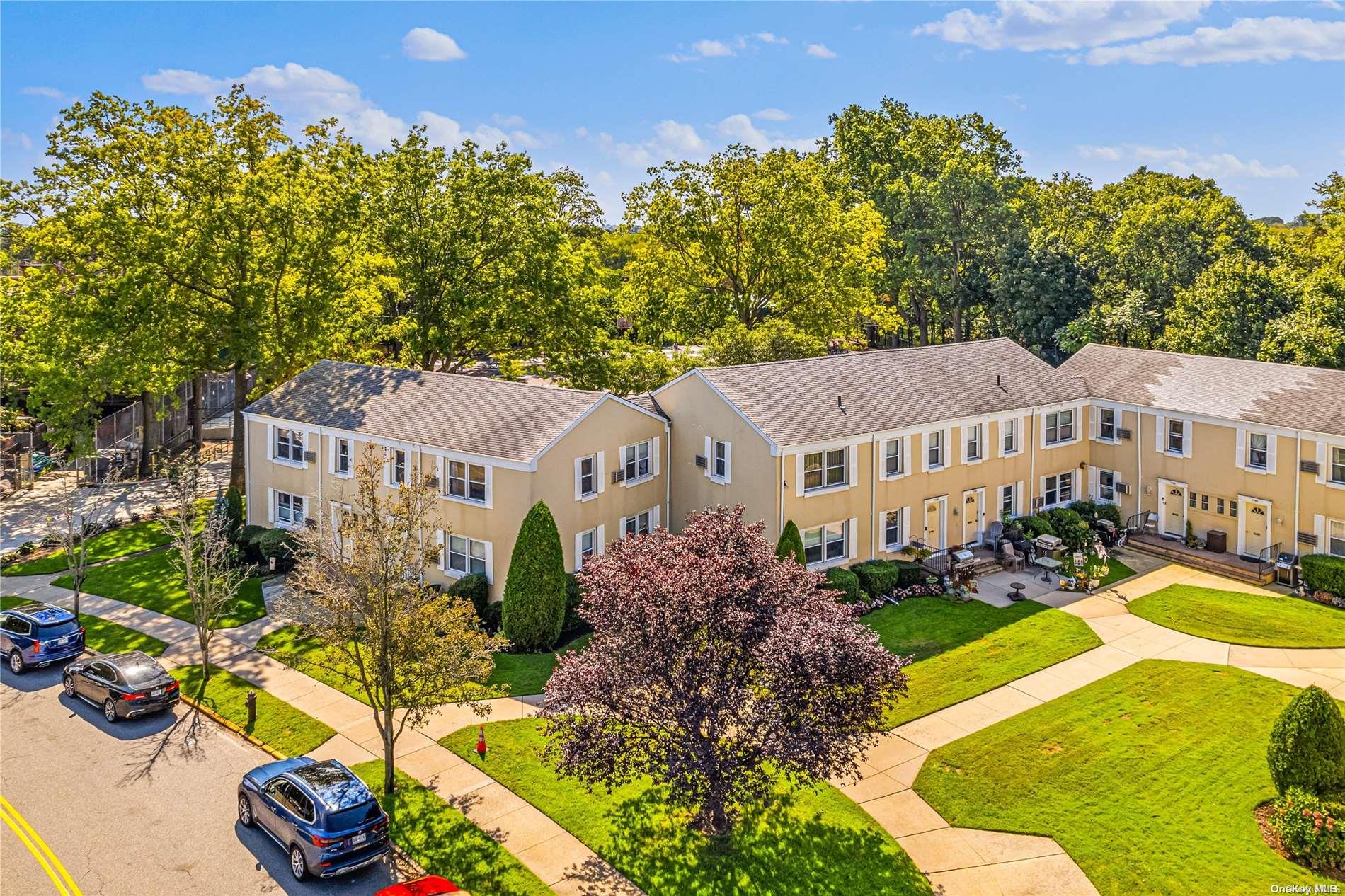 71-68 252nd Street, Unit 2A Queens, NY 11426 - Photo 3 of 17