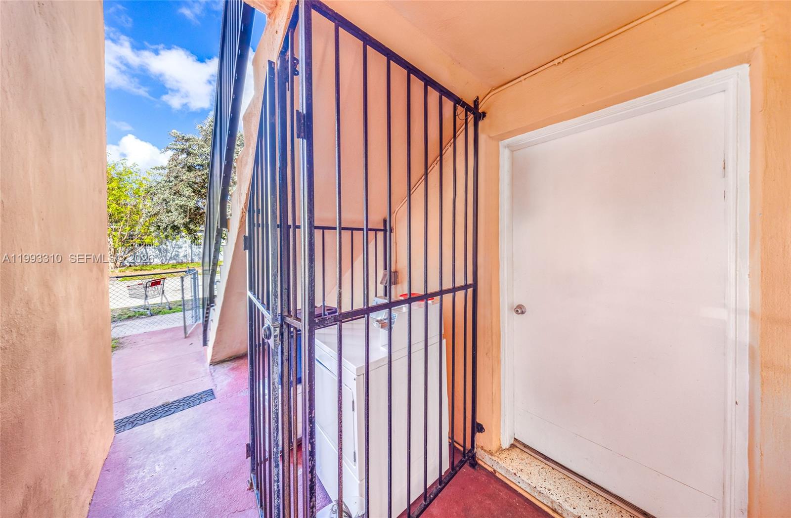 955 West 23rd Street Hialeah, FL 33010 - Photo 10 of 30