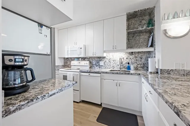 $1,190,000 | 760 South Kihei Road, Unit 326, Kihei, HI 96753