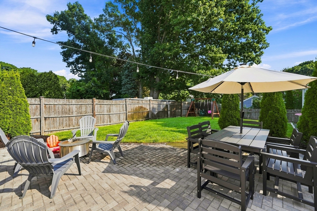 5 Chandler Road Salem, MA 01970 - Photo 5 of 42 Gallery Image 5