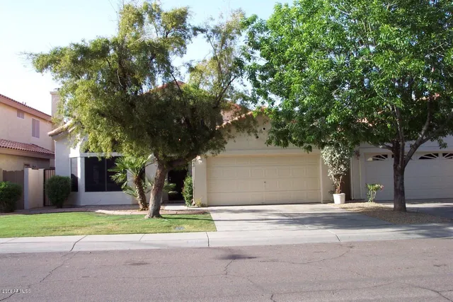 $4,100 | 11018 West Poinsettia Drive, Avondale, AZ 85392