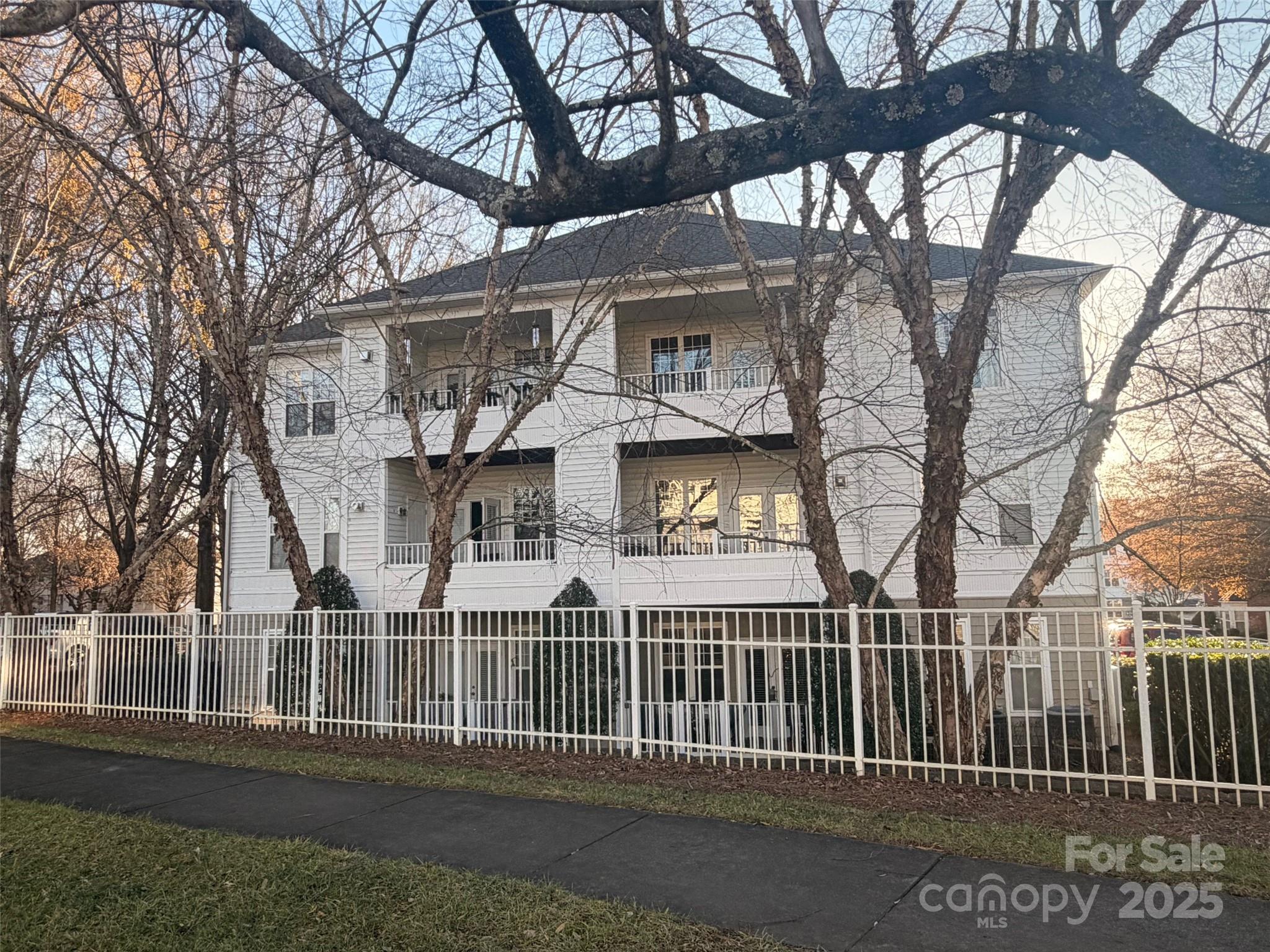 18605 Ruffner Drive, Unit 2F Cornelius, NC 28031 - Photo 2 of 27