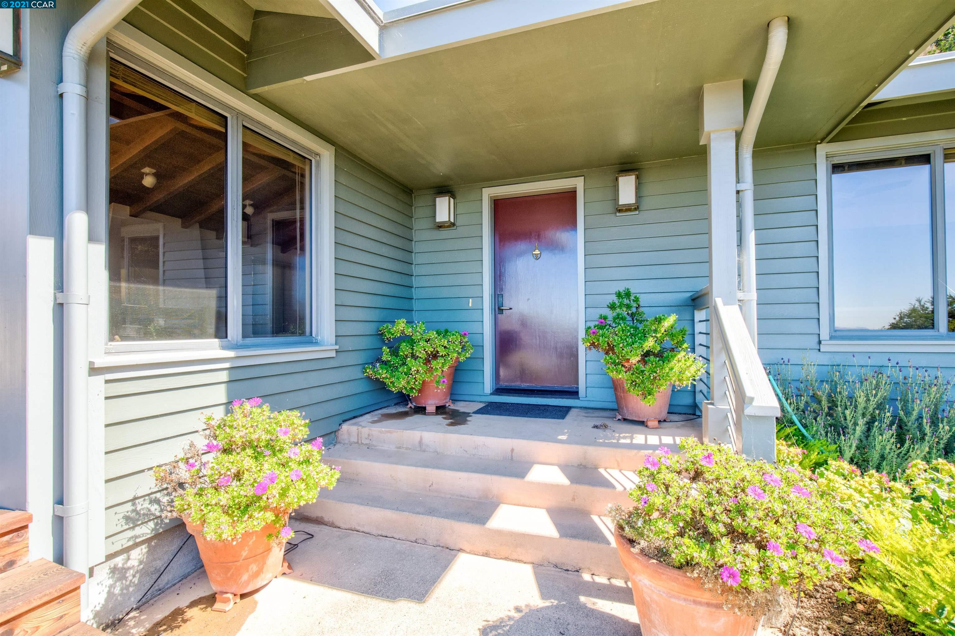 1405 Grand View Drive Berkeley, CA 94705 - Photo 5 of 29