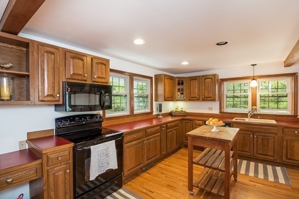 106 R Brook Street Plympton, MA 02367 - Photo 8 of 29 Gallery Image 8