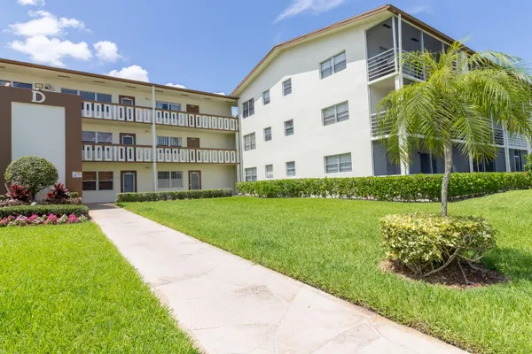 $1,800 | 158 Mansfield D, Boca Raton, FL 33434