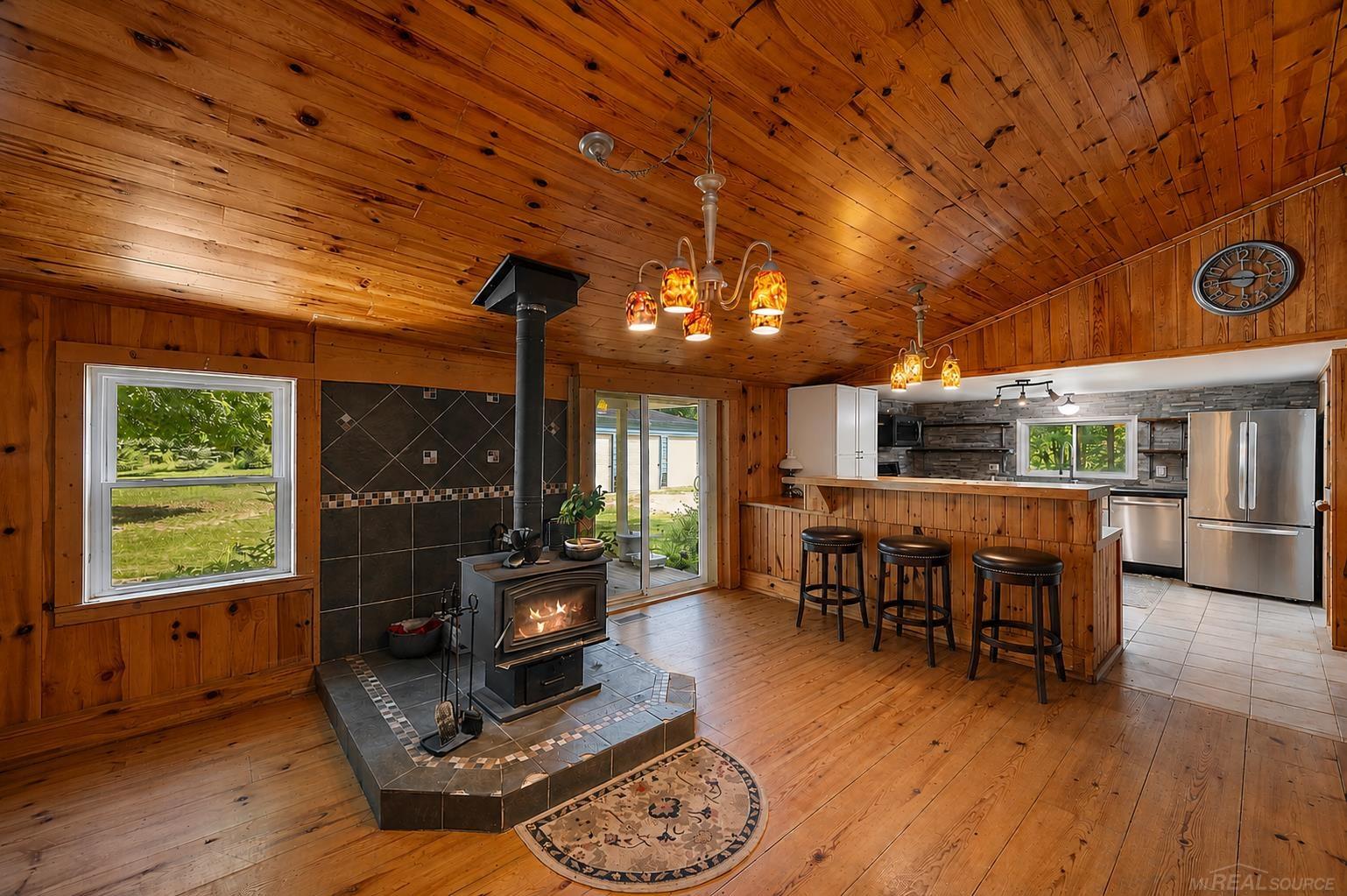 149 East Hunters Creek Road Lapeer, MI 48446 - Photo 14 of 71 50215016-b12bd0cc-6028-40b0-8f6c-944ee95492da.JPG