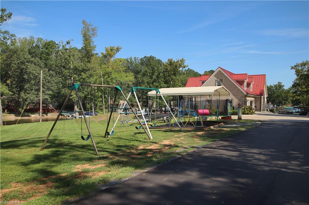 357 Kirkman Road Lexington, NC 27292 - Photo 5 of 50 Gallery Image 5