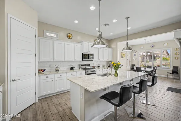 $655,000 | 2103 North Red Cliff, Mesa, AZ 85207