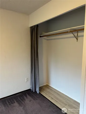 $1,950 | 15422 40th Avenue South, Unit C, Tukwila, WA 98188