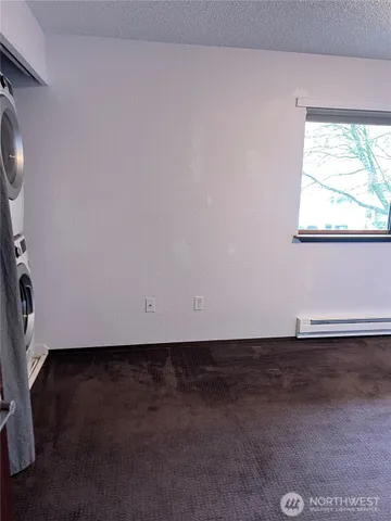 $1,950 | 15422 40th Avenue South, Unit C, Tukwila, WA 98188