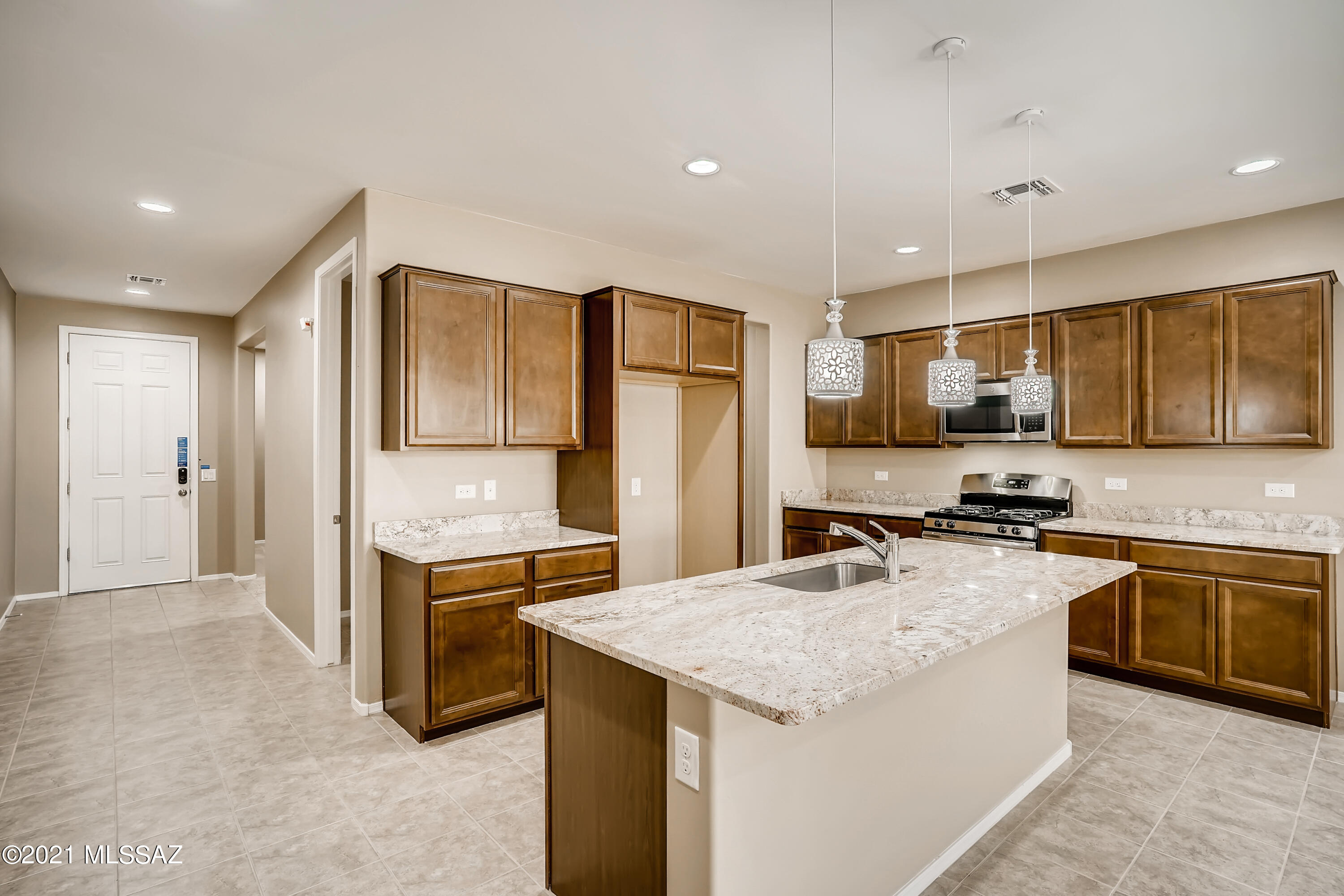 11405 East Rincon Range Drive Tucson, AZ 85747 - Photo 8 of 33