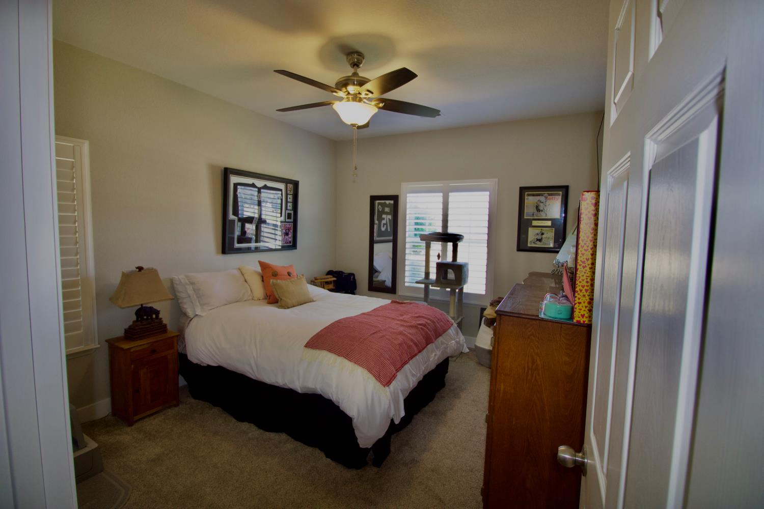 912 Bogarin Lane Ripon, CA 95366 - Photo 8 of 24