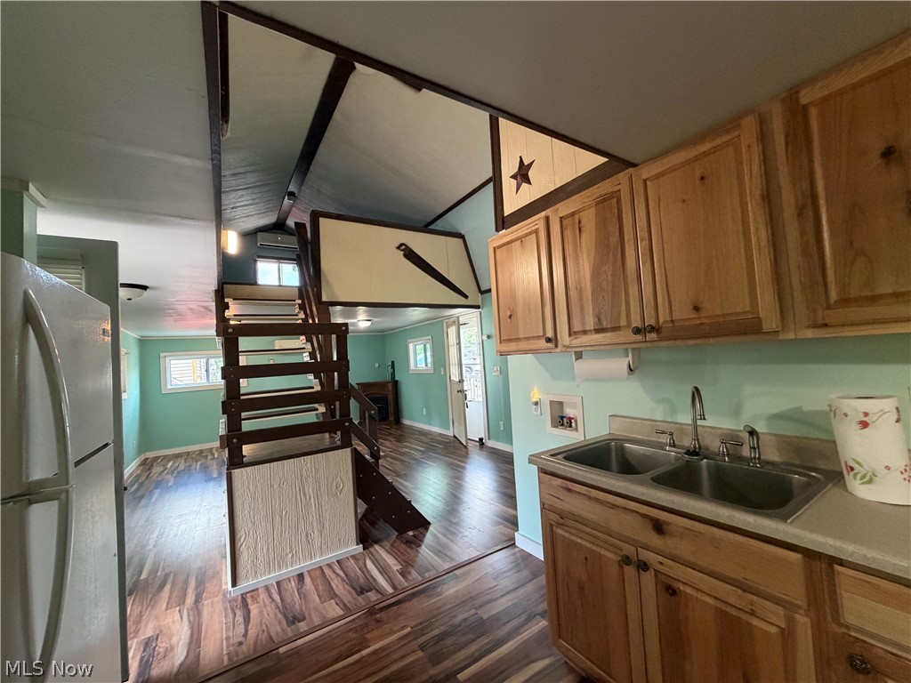 12 Hemlock Street Elizabeth, WV 26143 - Photo 7 of 19