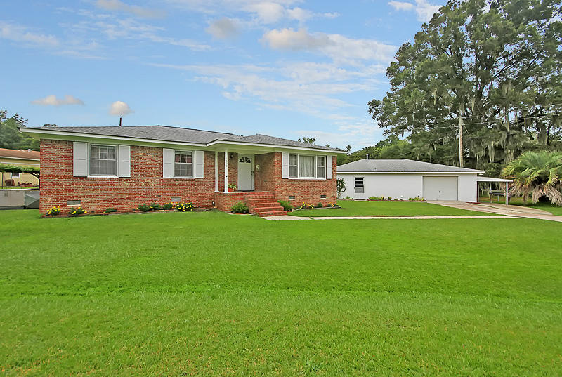 1803 Canvasback Road Moncks Corner, SC 29461 - Photo 3 of 35 IMG_9628-copy
