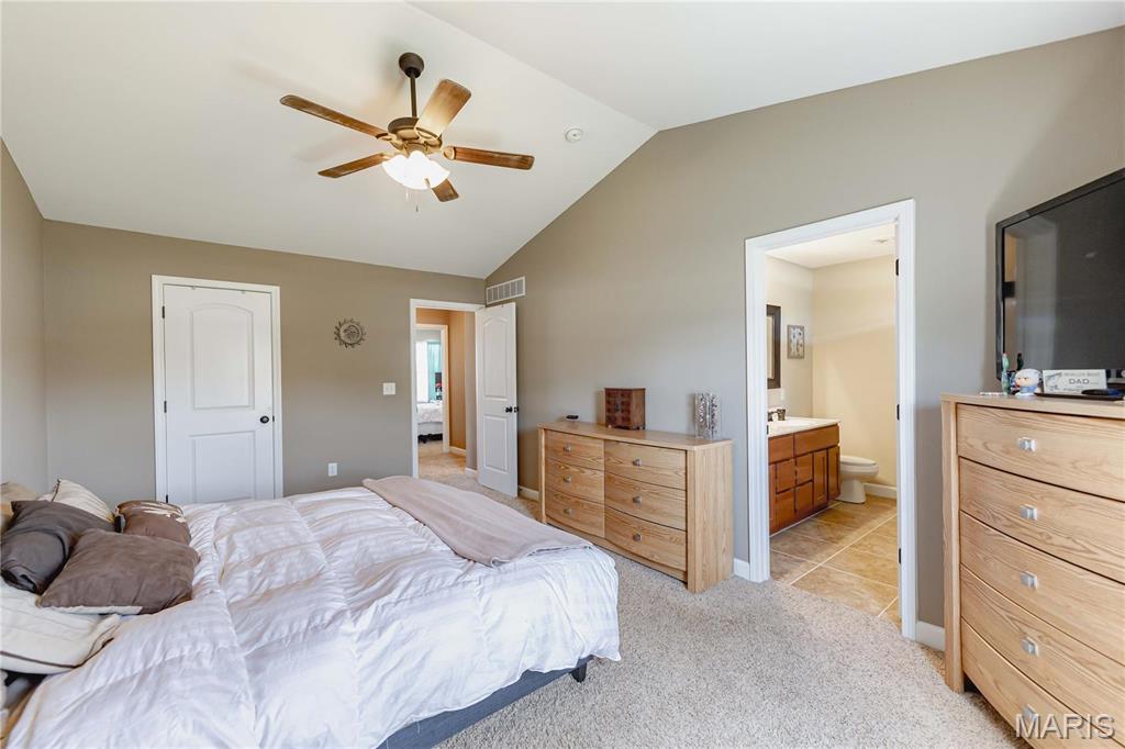 290 Shadowbrooke Troy, IL 62294 - Photo 17 of 53