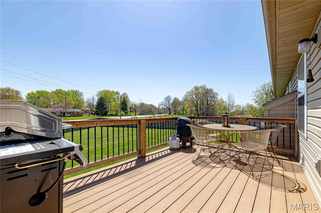 290 Shadowbrooke Troy, IL 62294 - Photo 47 of 53