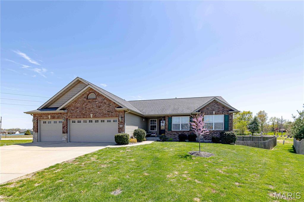 290 Shadowbrooke Troy, IL 62294 - Photo 50 of 53