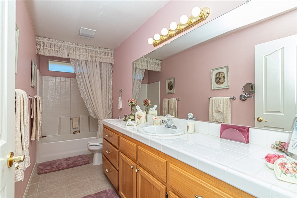 25805 McLaughlin Road Menifee, CA 92585 - Photo 8 of 34