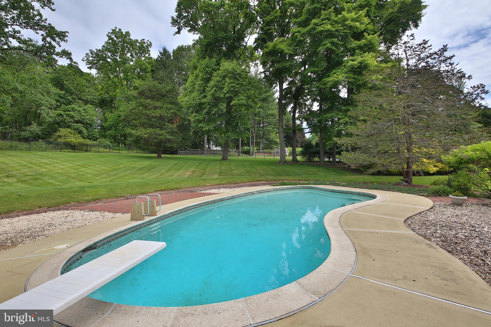 5825 South Deer Run Road Doylestown, PA 18902 - Photo 13 of 43