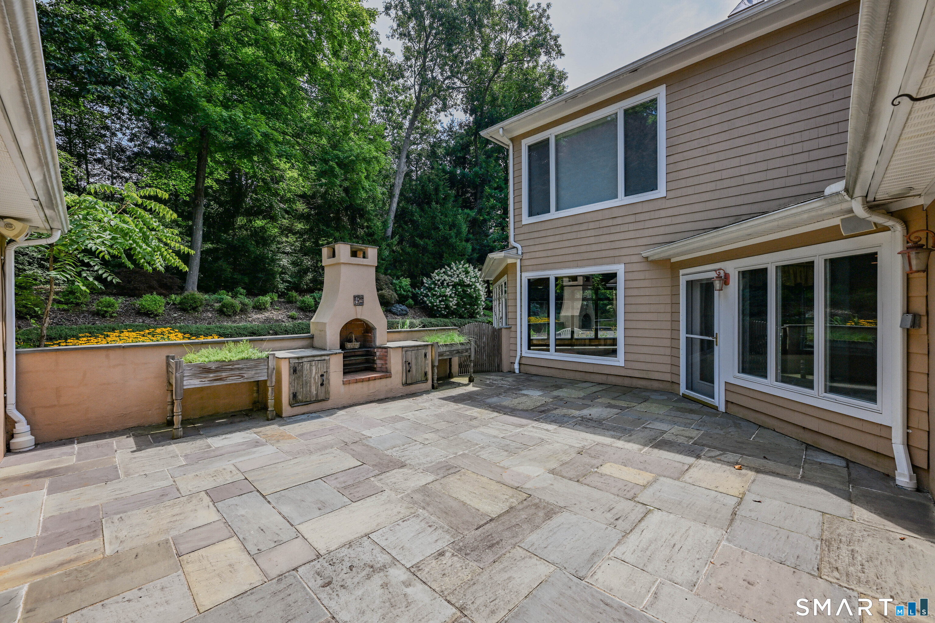 24 Scuppo Road Woodbury, CT 06798 - Photo 32 of 40 Patio one