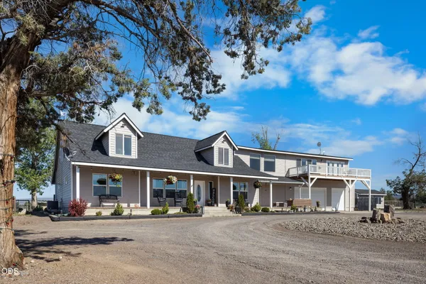 $1,899,000 | 24605 Dodds Road, Bend, OR 97701