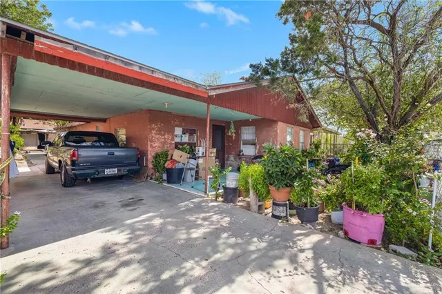 $128,000 | 607 1/2 North Texas Street, Rio Grande City, TX 78582