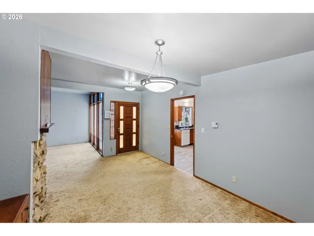 $349,000 | 3123 Oak Street, North Bend, OR 97459