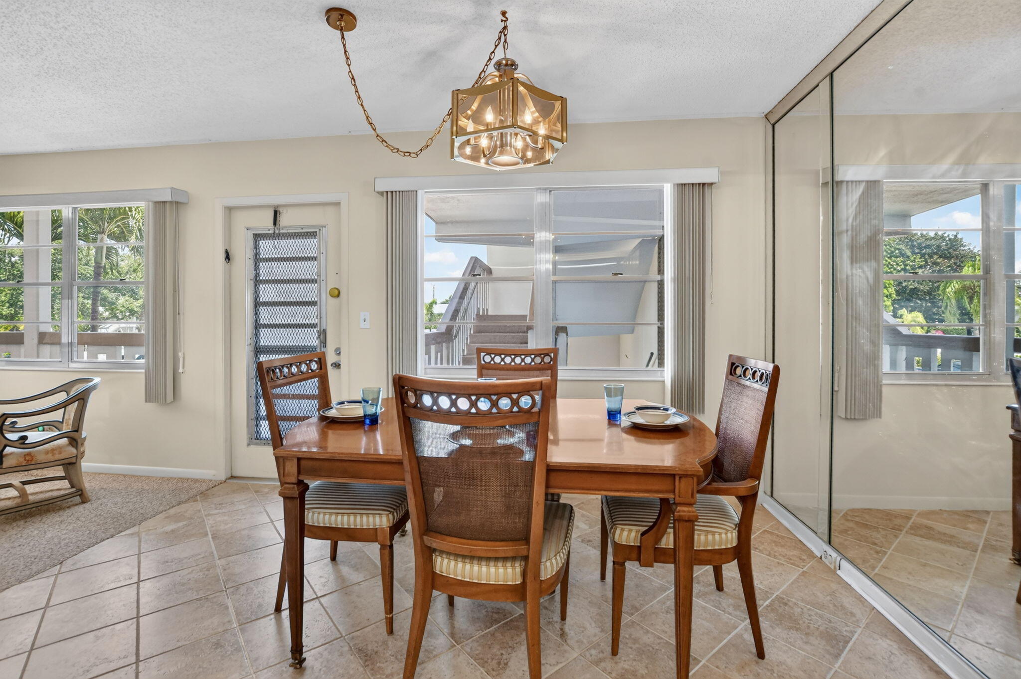 2049 Ventnor Crescent, Unit 2049 Deerfield Beach, FL 33442 - Photo 7 of 42 8-web-or-mls-DSC_1159
