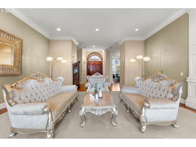 $1,399,000 | 1587 Southwest Walters Loop, Gresham, OR 97080