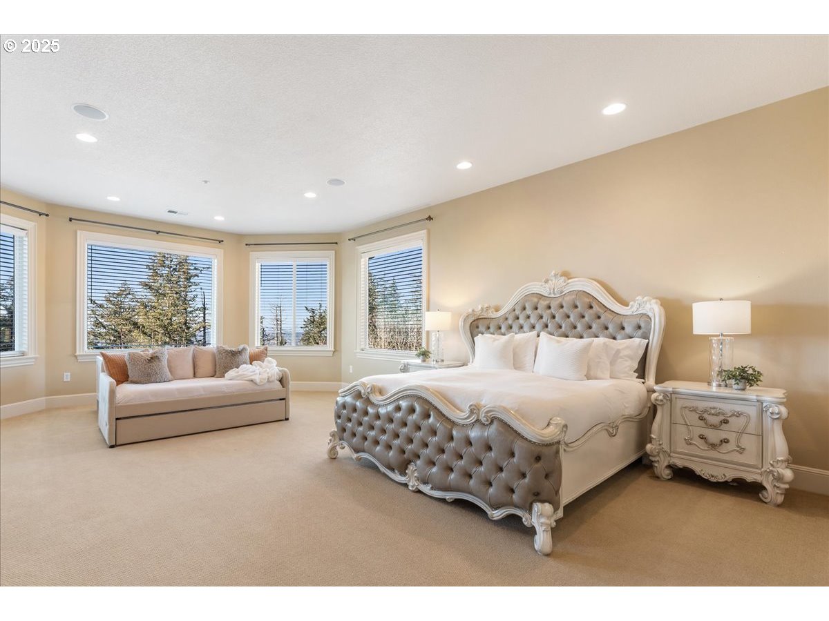 1587 Southwest Walters Loop Gresham, OR 97080 - Photo 21 of 47