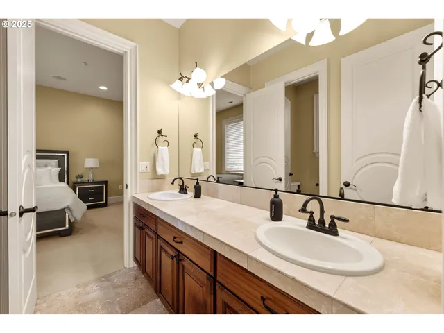 $1,399,000 | 1587 Southwest Walters Loop, Gresham, OR 97080