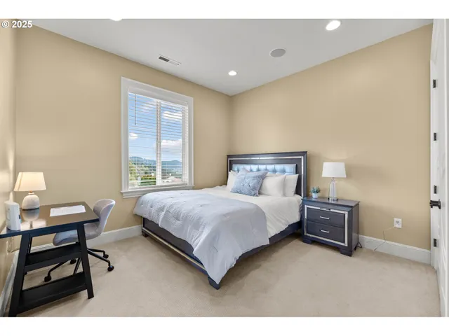 $1,399,000 | 1587 Southwest Walters Loop, Gresham, OR 97080