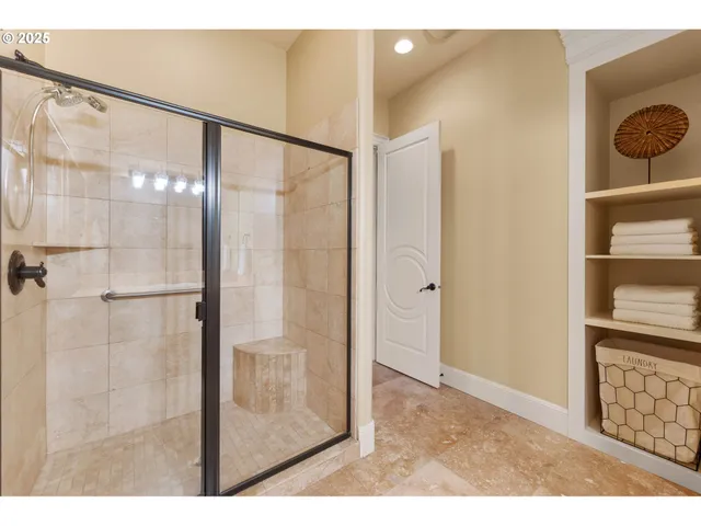 $1,399,000 | 1587 Southwest Walters Loop, Gresham, OR 97080