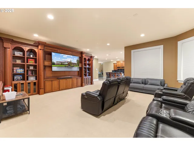 $1,399,000 | 1587 Southwest Walters Loop, Gresham, OR 97080