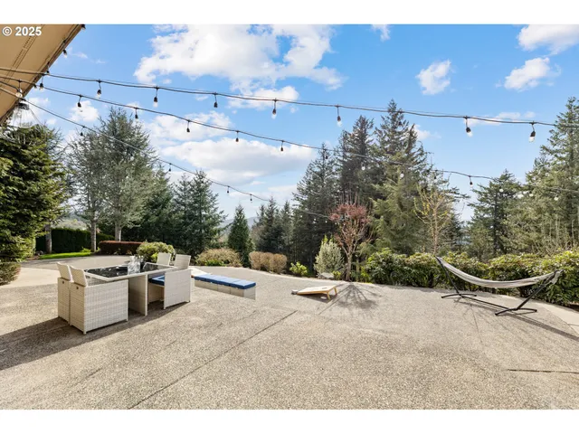 $1,399,000 | 1587 Southwest Walters Loop, Gresham, OR 97080