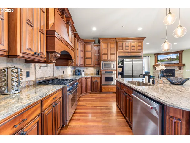 $1,399,000 | 1587 Southwest Walters Loop, Gresham, OR 97080