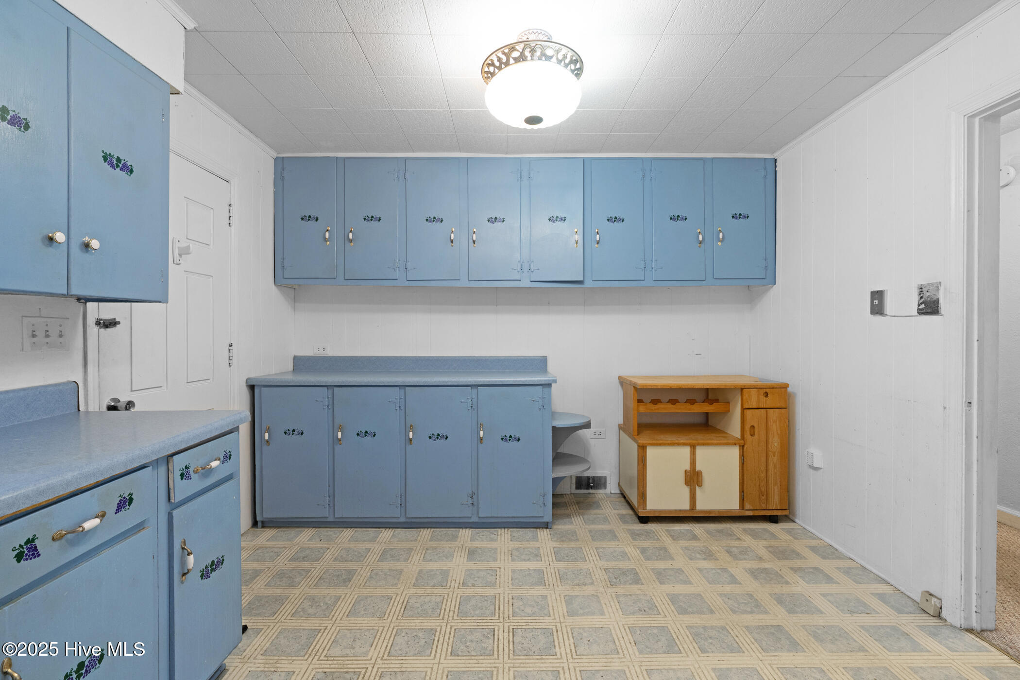 1306 Carolina Drive Rockingham, NC 28379 - Photo 9 of 27 DSC08726