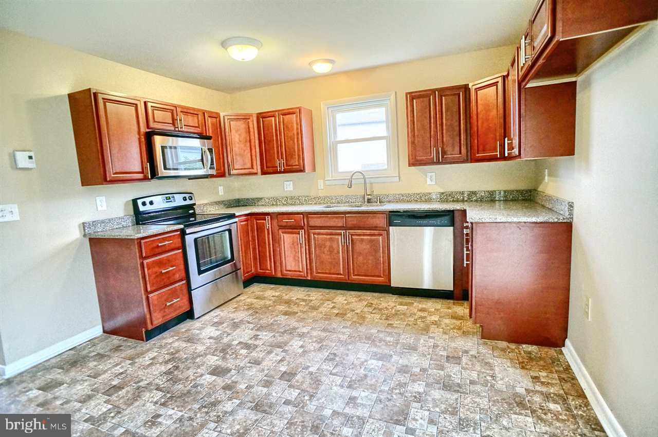 3105 Galaxy Road Dover, PA 17315 - Photo 2 of 10 Gallery Image 2