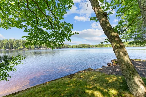 $845,900 | 65 Sunset Lk Circle, Coventry, RI 02816