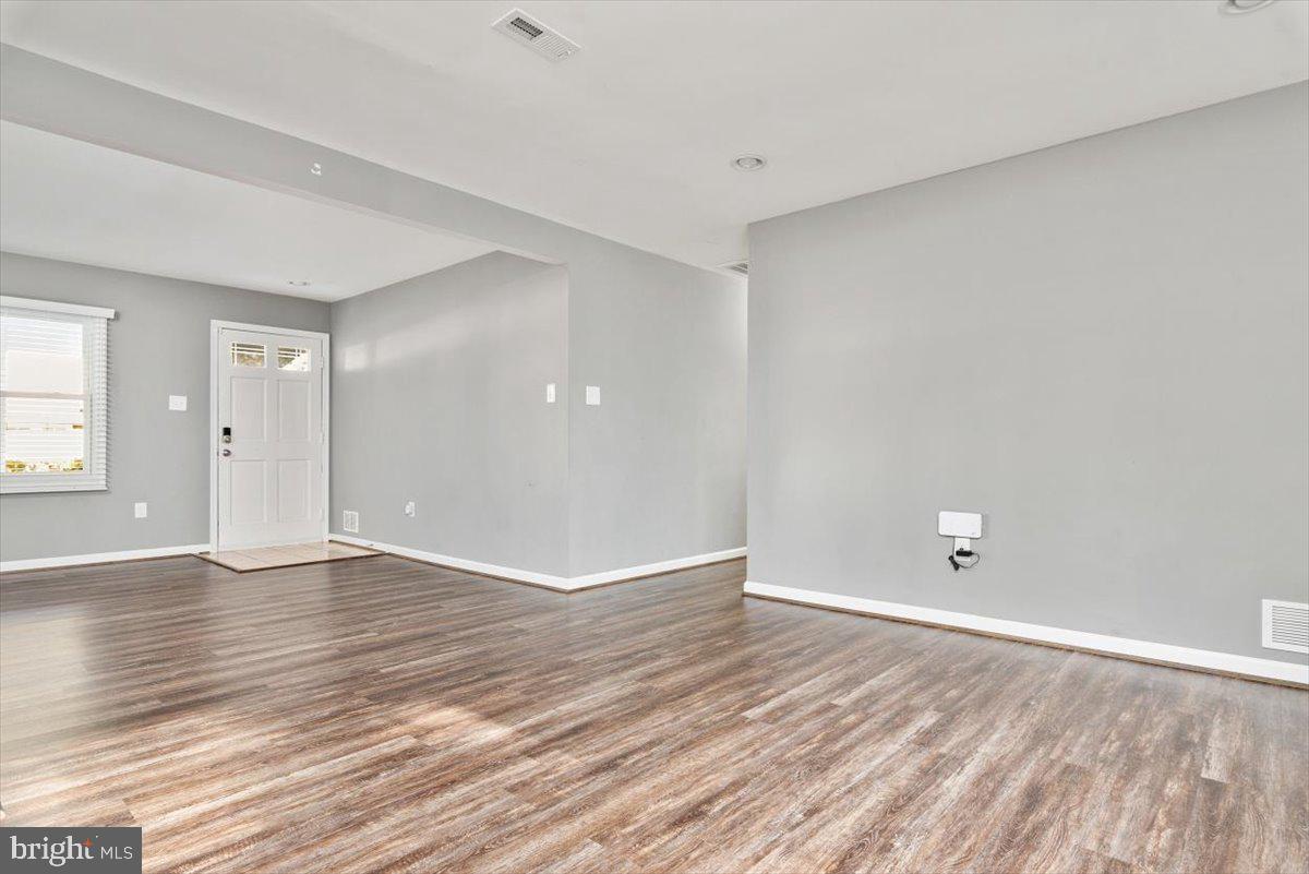 142 Jefferson Road Waldorf, MD 20602 - Photo 5 of 28 Gallery Image 5