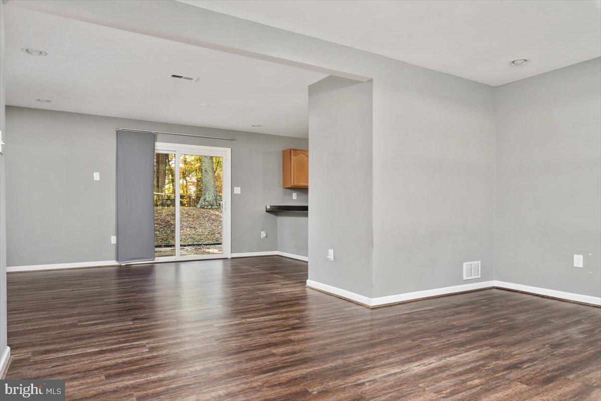 142 Jefferson Road Waldorf, MD 20602 - Photo 6 of 28 Gallery Image 6